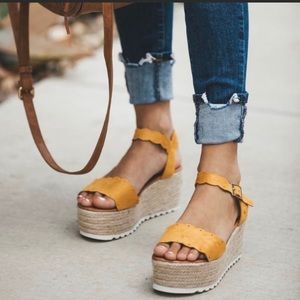 VICI ESPADRILLE SANDALS